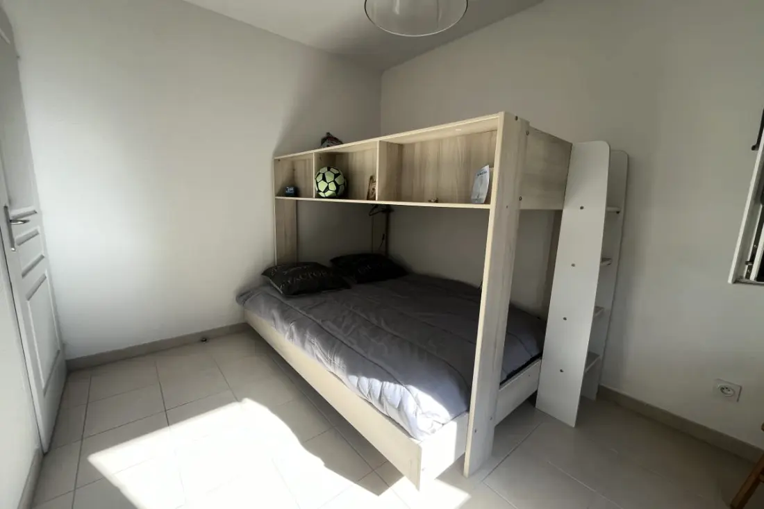 Bel Et Spacieux Logement Au Cœur De Leucate