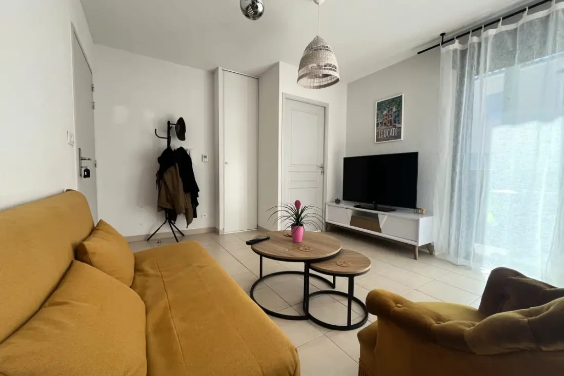 Bel Et Spacieux Logement Au Cœur De Leucate