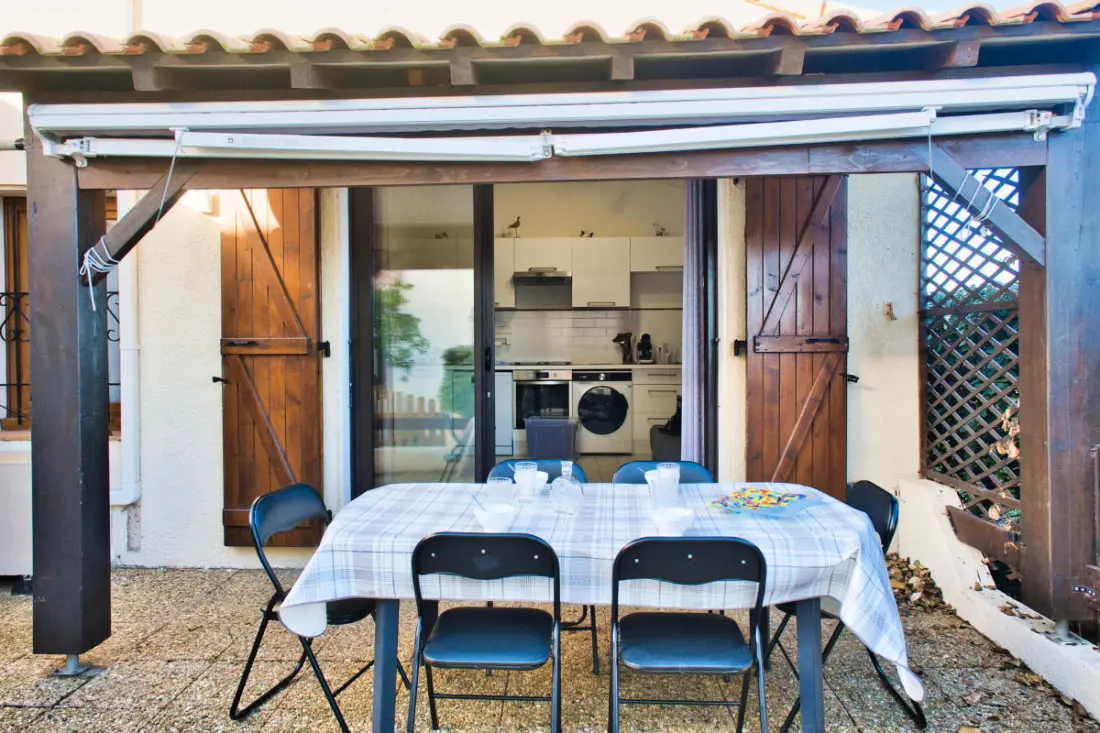 Maison F3 Avec Terrasse En Front De Mer.