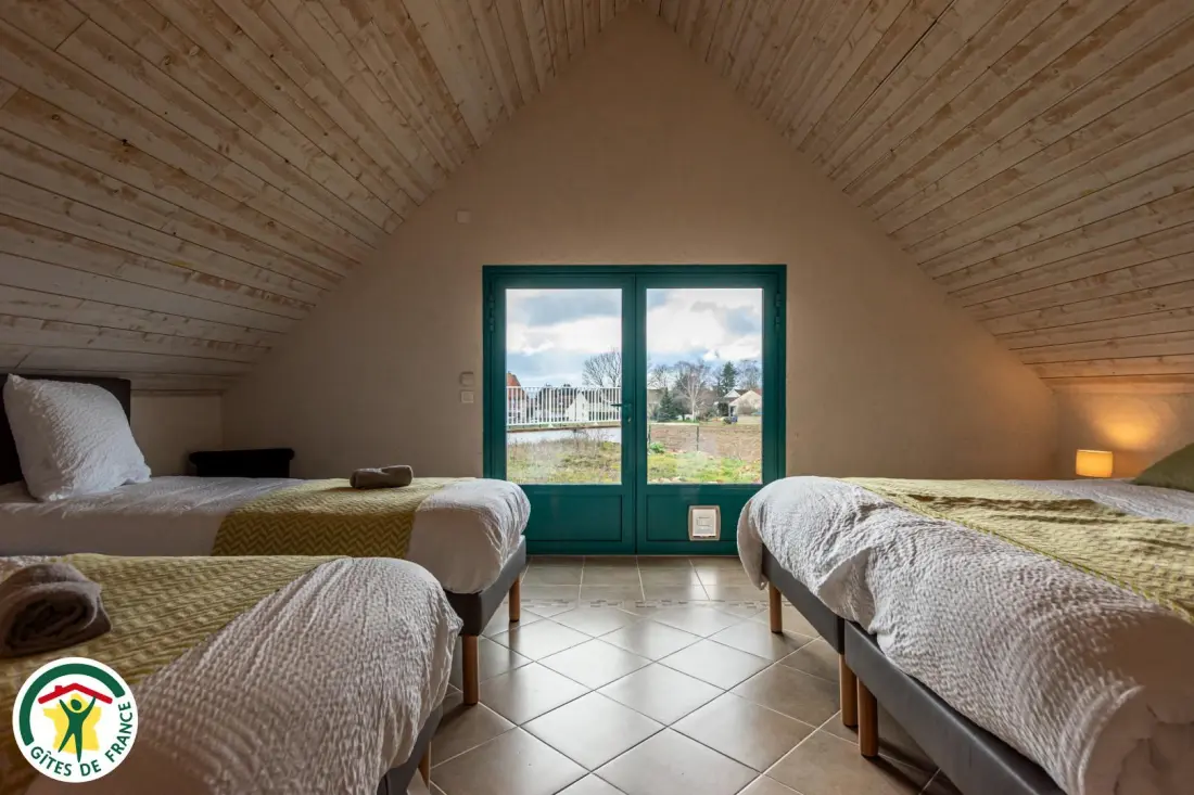 Gîte de France Aux hirondelles du chêne - l'ecureuil 4 épis