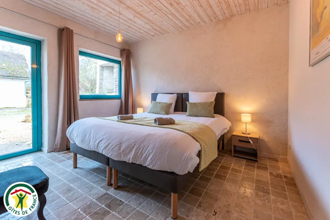 Gîte de France Aux hirondelles du chêne - l'ecureuil 4 épis