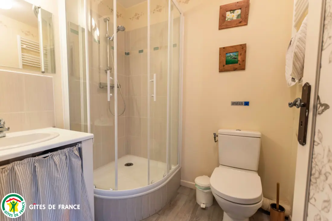 Gîte de France Aux hirondelles du chêne - la cabane 4 épis