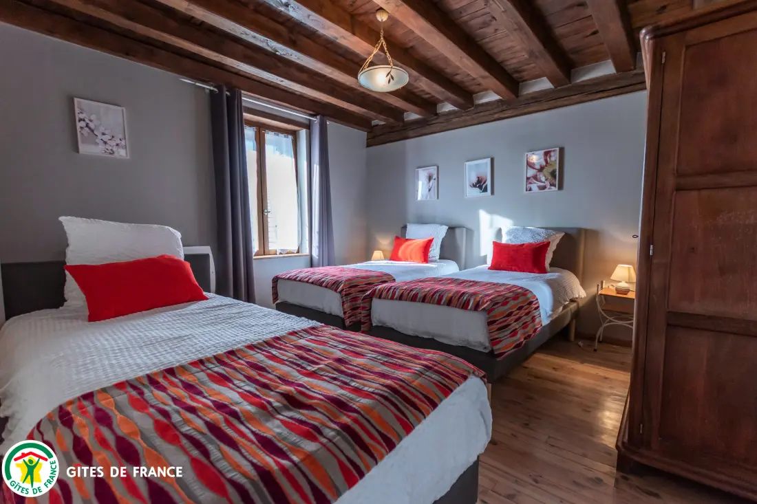 Gîte de France Aux hirondelles du chêne - la cabane 4 épis