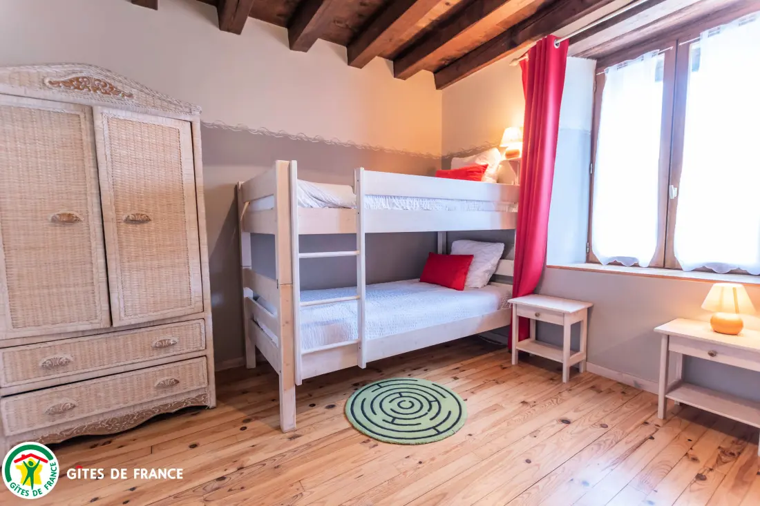 Gîte de France Aux hirondelles du chêne - la cabane 4 épis