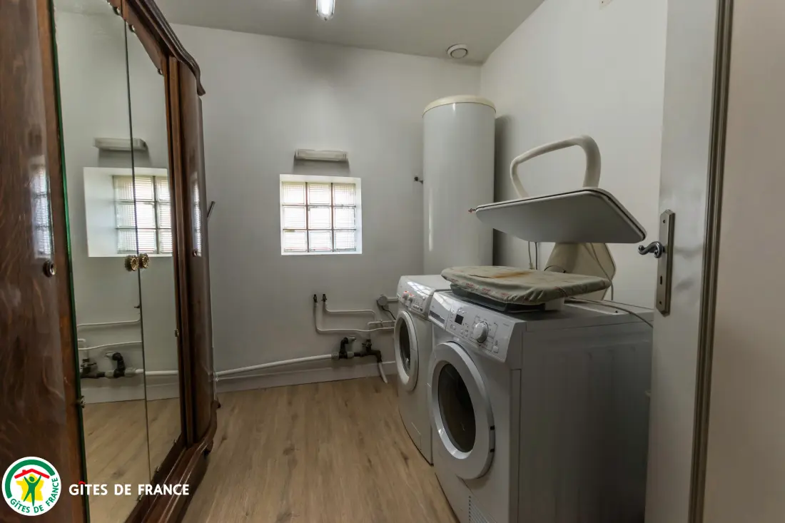 Gîte de France Aux hirondelles du chêne - la cabane 4 épis