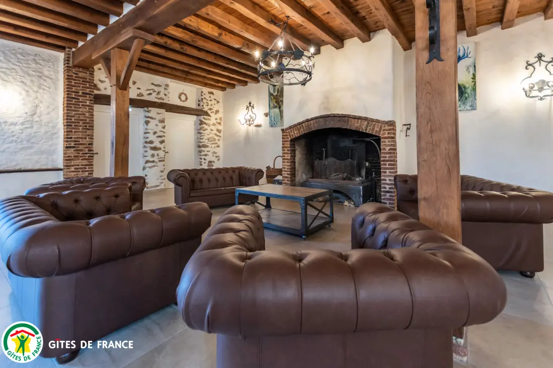 Gîte de France Aux hirondelles du chêne - la cabane 4 épis