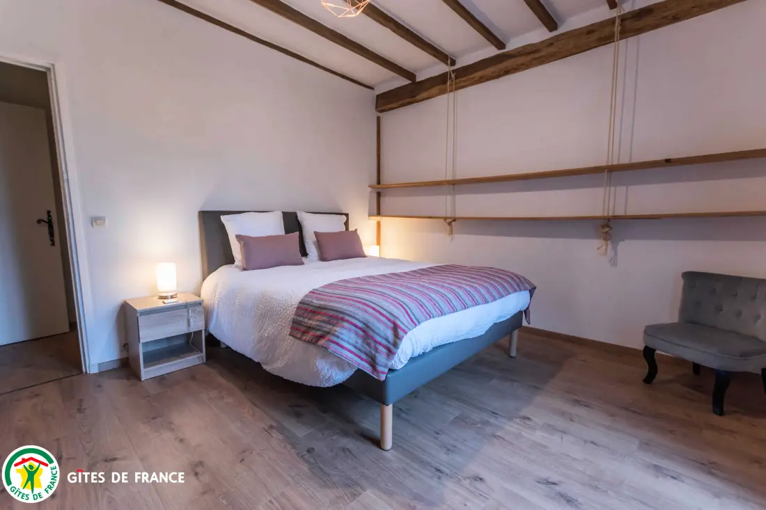 Gîte de France Aux hirondelles du chêne - le hérisson 4 épis