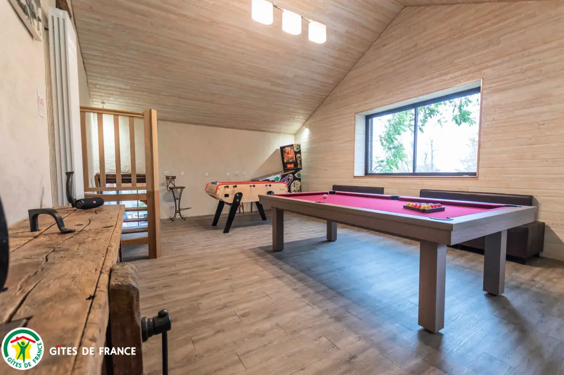 Gîte de France Aux hirondelles du chêne - le hérisson 4 épis
