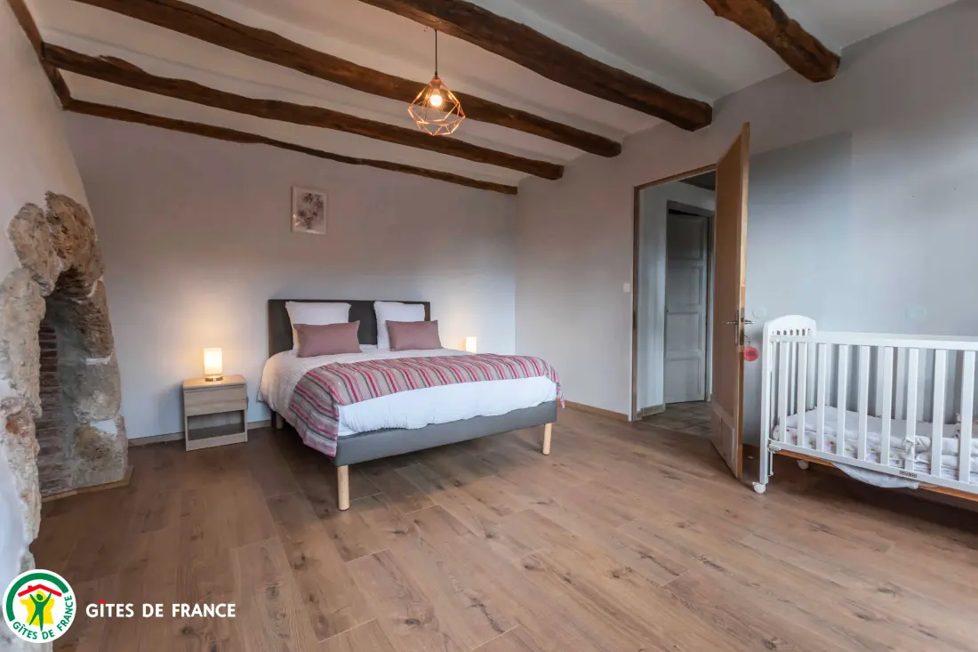 Gîte de France Aux hirondelles du chêne - le hérisson 4 épis