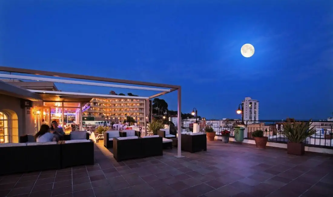 Hôtel Pierre & Vacances Lloret Santa Rosa 4 étoiles★★★★