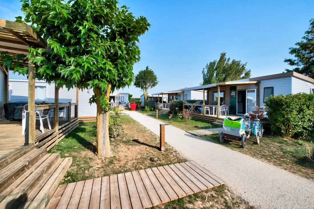 Flower Camping Les Ilates 4 étoiles★★★★