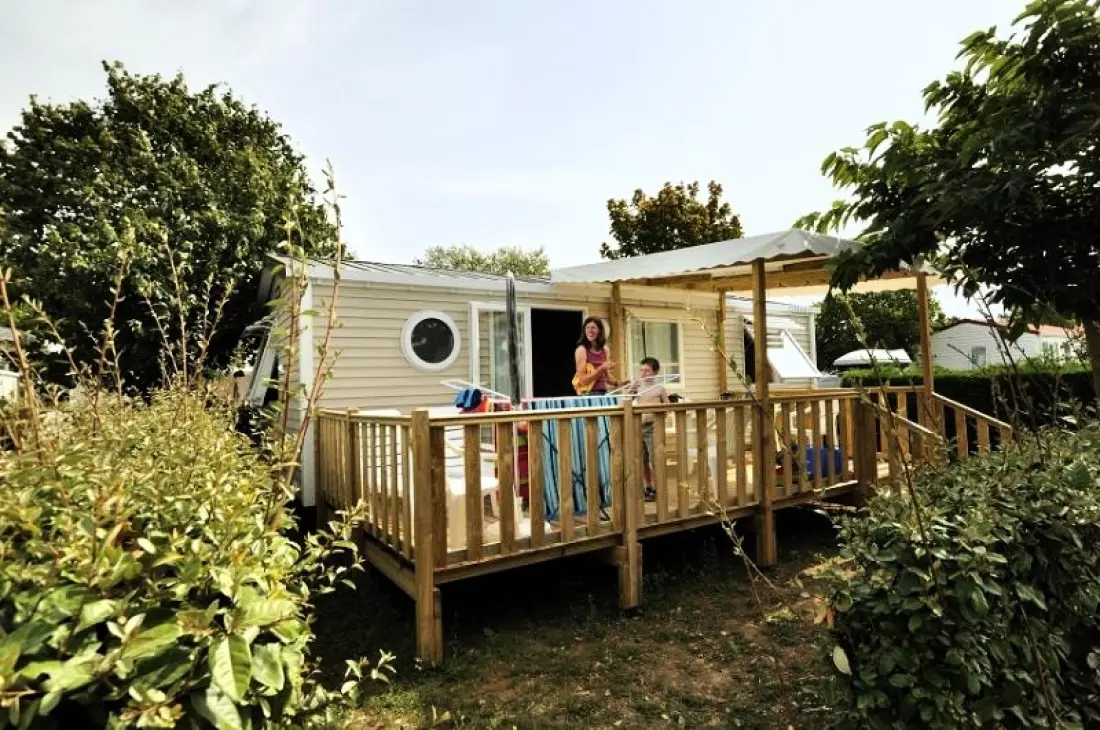 Flower Camping Les Ilates 4 étoiles★★★★