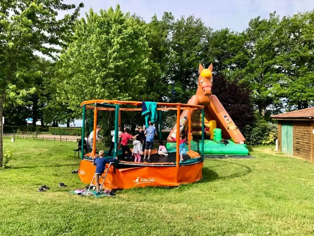 Camping maeva Escapades Domaine la Vingeanne 3 étoiles★★★
