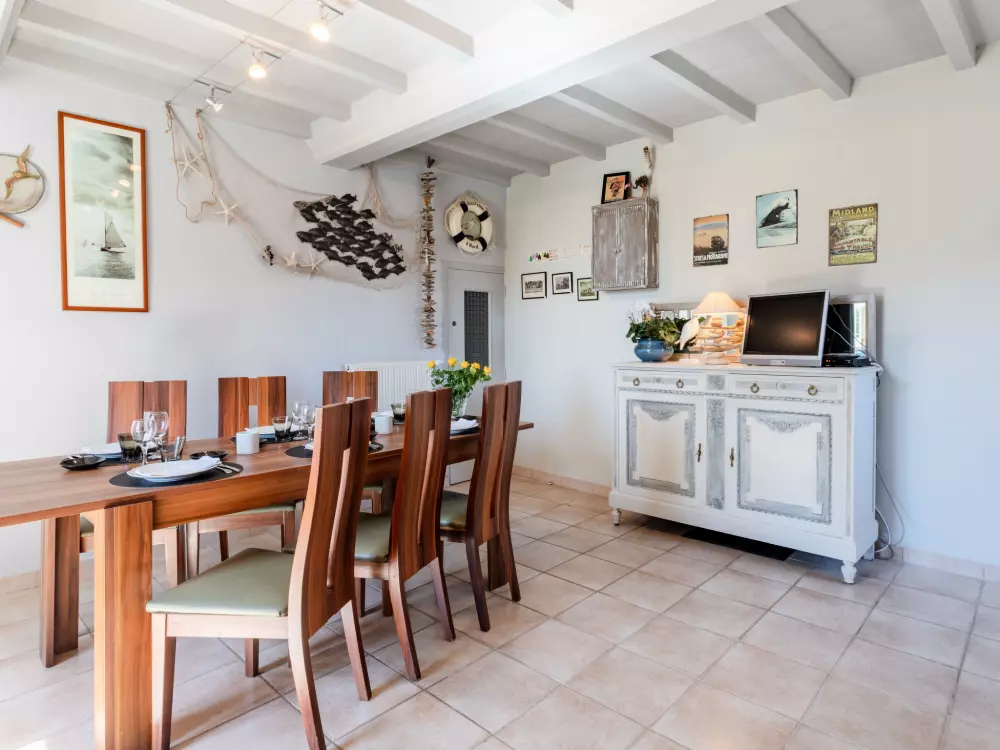 Maison de Vacances Longues-sur-Mer