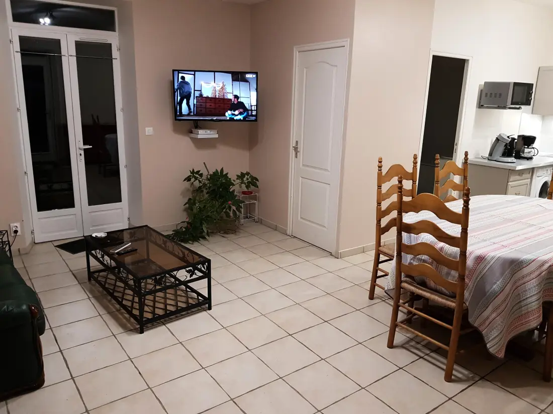 Location de Vacances Lorcy 4