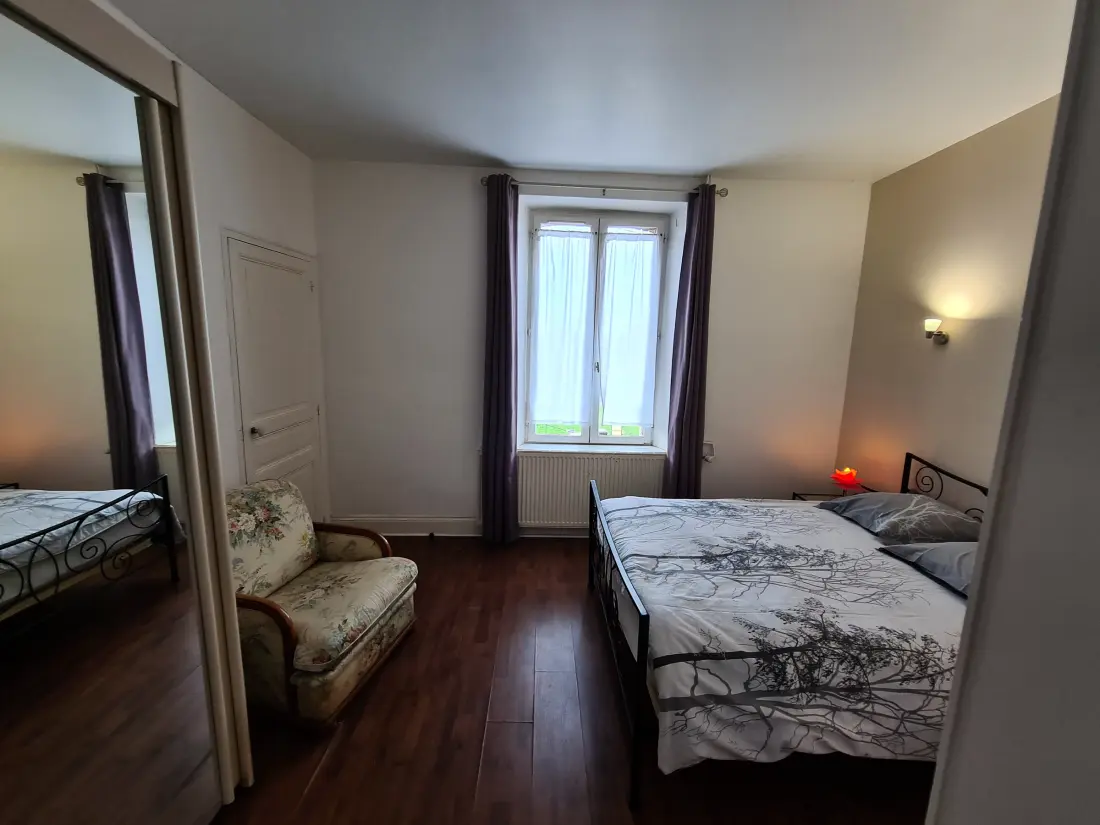Location de Vacances Lorcy 9