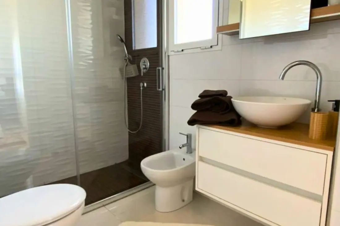Charmant Appartement à Puerto Marina, Près De La Plage !