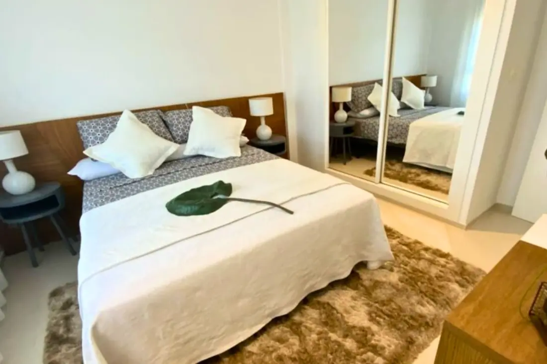 Charmant Appartement à Puerto Marina, Près De La Plage !