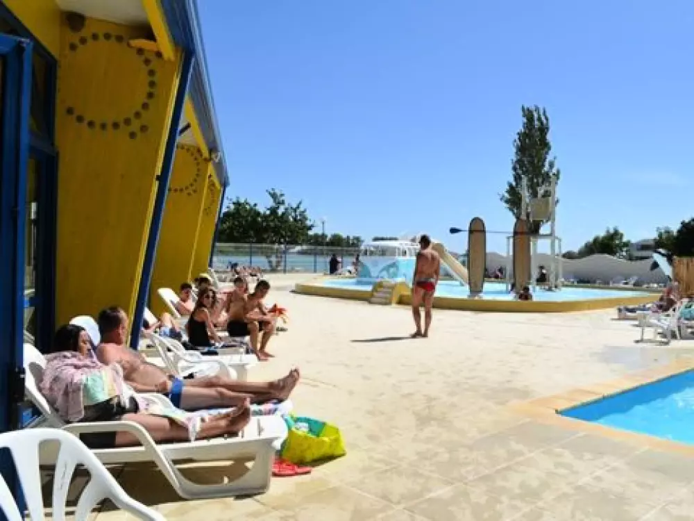 Camping Domaine Des Guifettes  3 étoiles★★★