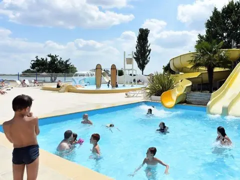 Camping Domaine Des Guifettes  3 étoiles★★★