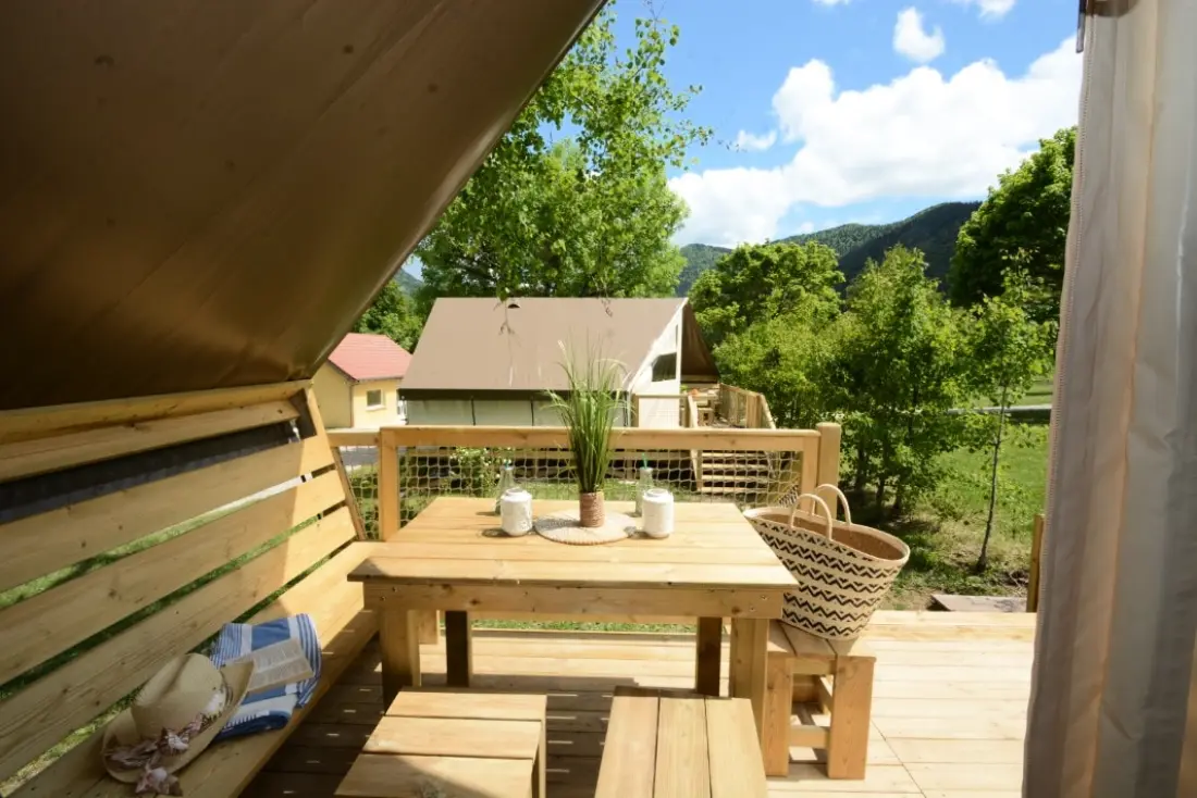 Camping CHAMP LA CHEVRE 3 étoiles★★★