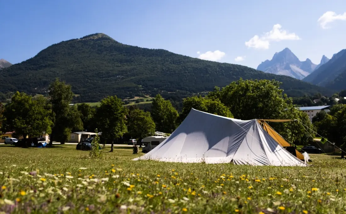 Camping CHAMP LA CHEVRE 3 étoiles★★★