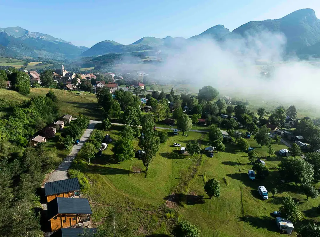 Camping CHAMP LA CHEVRE 3 étoiles★★★