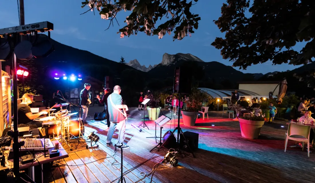 Camping CHAMP LA CHEVRE 3 étoiles★★★