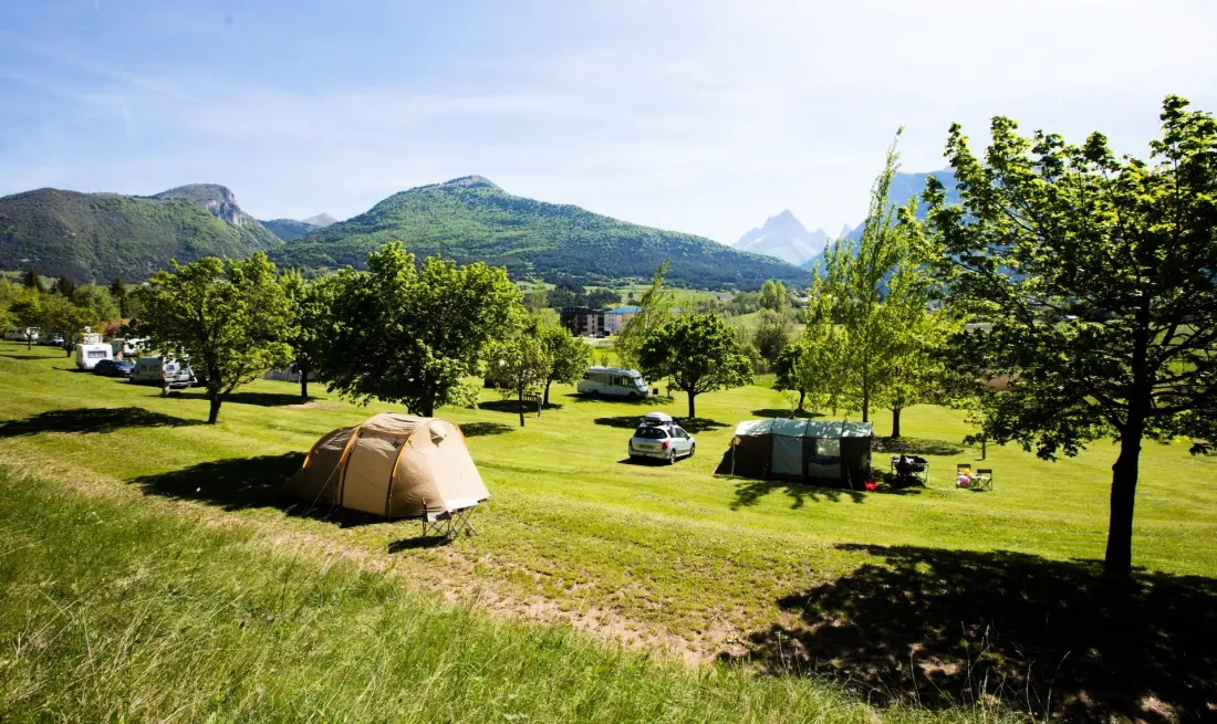 Camping CHAMP LA CHEVRE 3 étoiles★★★