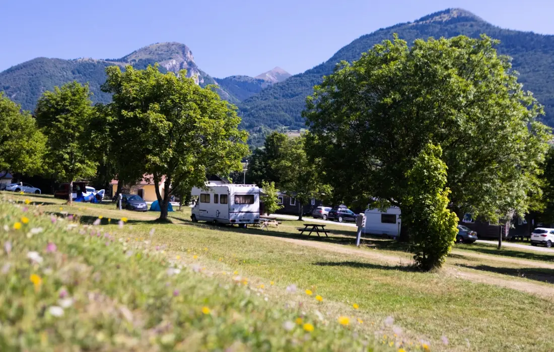 Camping CHAMP LA CHEVRE 3 étoiles★★★