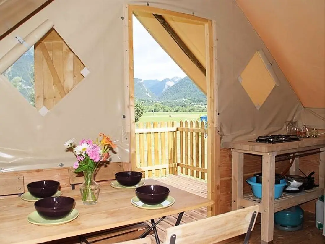 Camping CHAMP LA CHEVRE 3 étoiles★★★