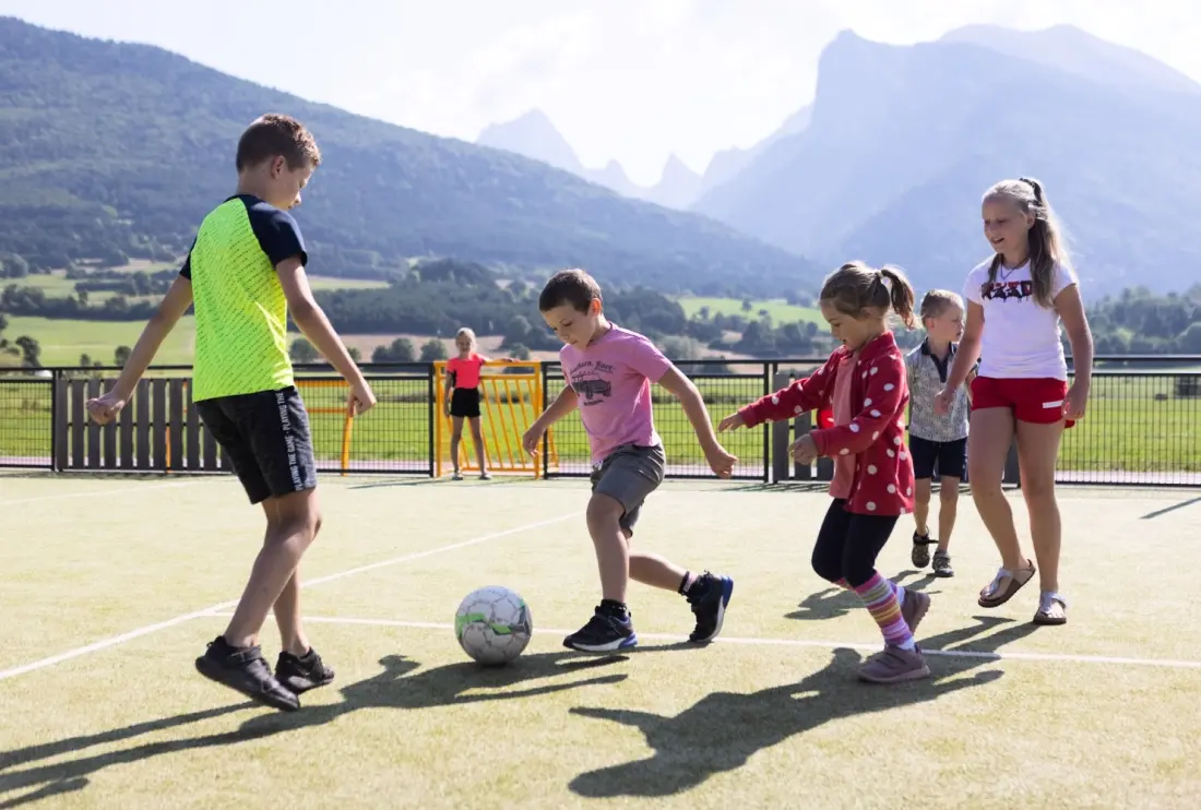 Camping CHAMP LA CHEVRE 3 étoiles★★★