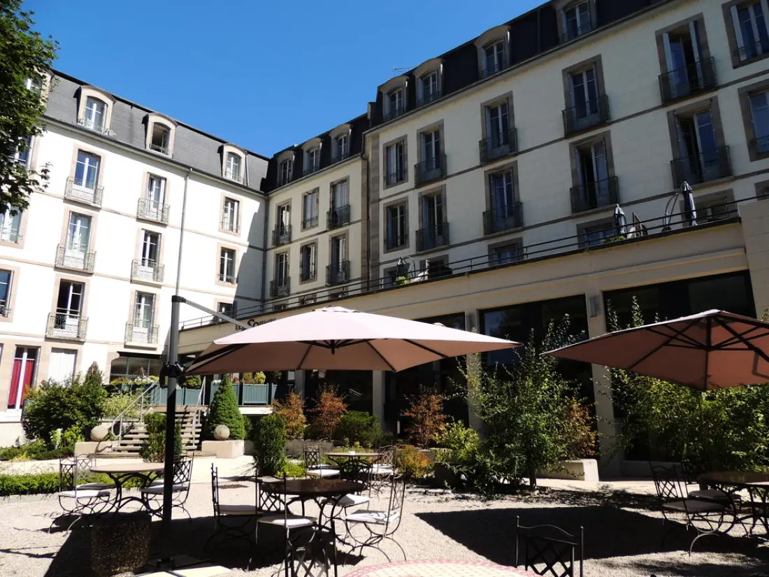Hôtel Cerise Luxeuil Les Sources3 étoiles★★★