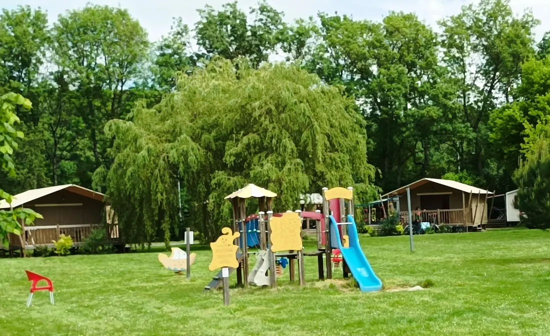 Flower Camping Les Granges 3 étoiles★★★