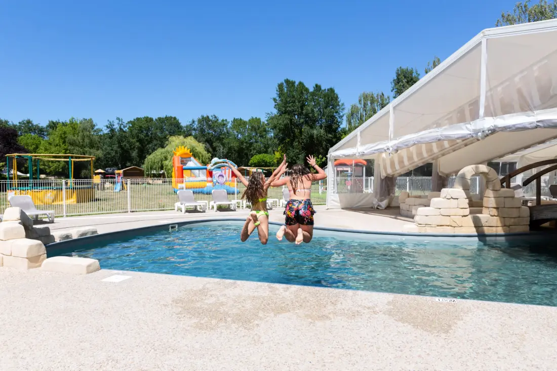 Flower Camping Les Granges 3 étoiles★★★