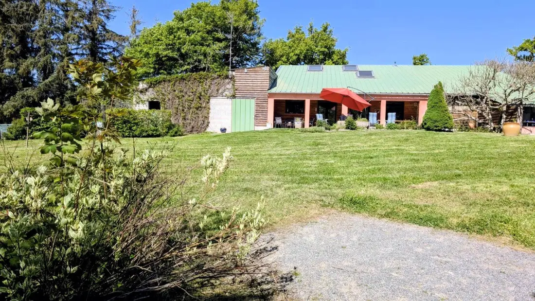 Gîte de France Montbrugnaud: "les trois chênes" 3 épis
