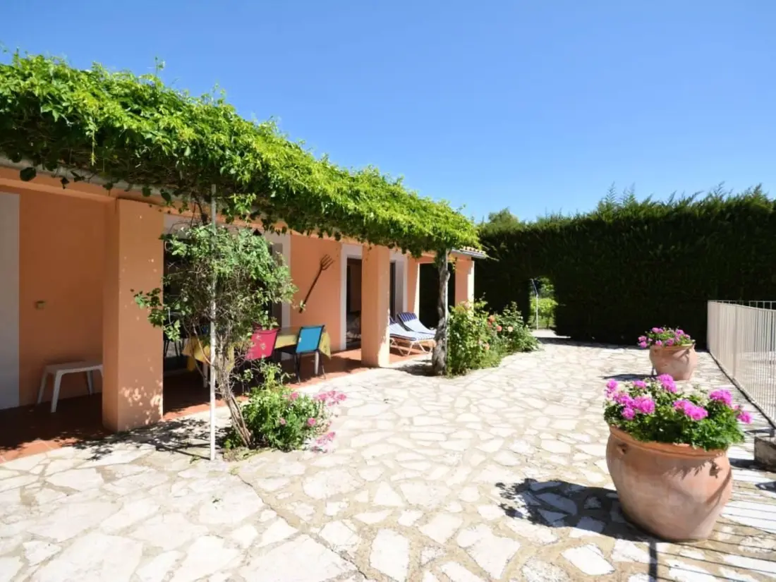 Maison de Vacances MalaucÃ¨ne