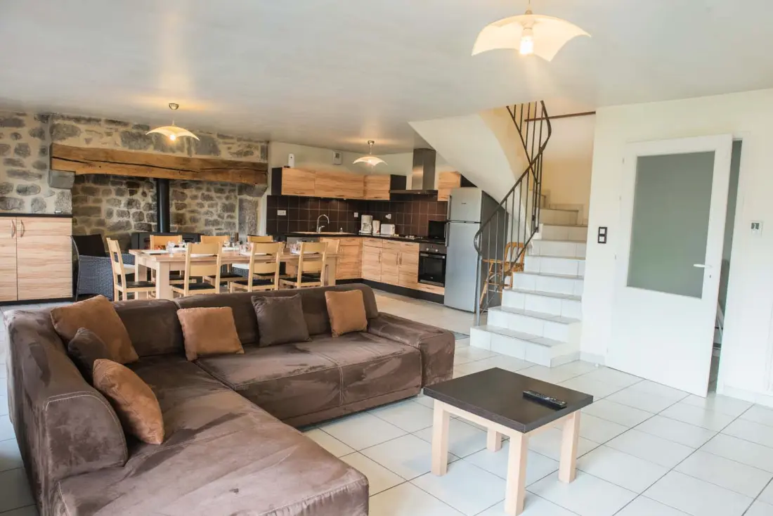 Gîte de France Gîtes de france 3 épis 8 personnes à malbouzon 3 épis