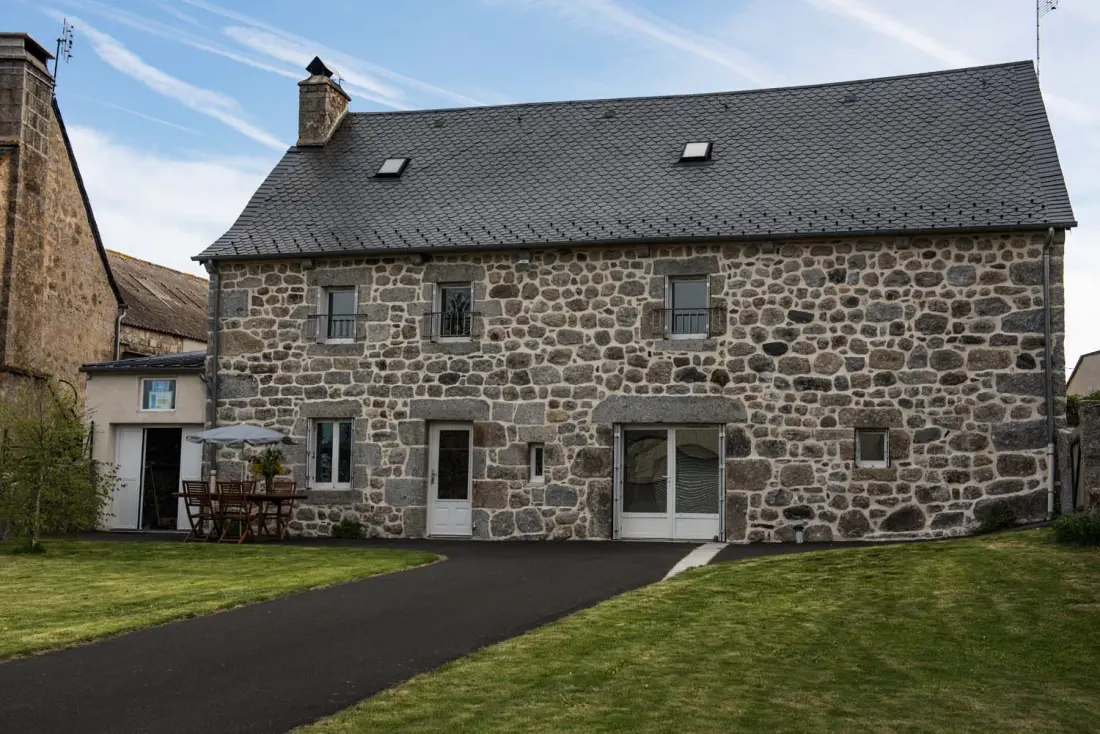 Gîte de France Gîtes de france 3 épis 8 personnes à malbouzon 3 épis