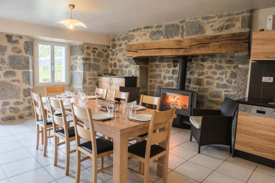 Gîte de France Gîtes de france 3 épis 8 personnes à malbouzon 3 épis