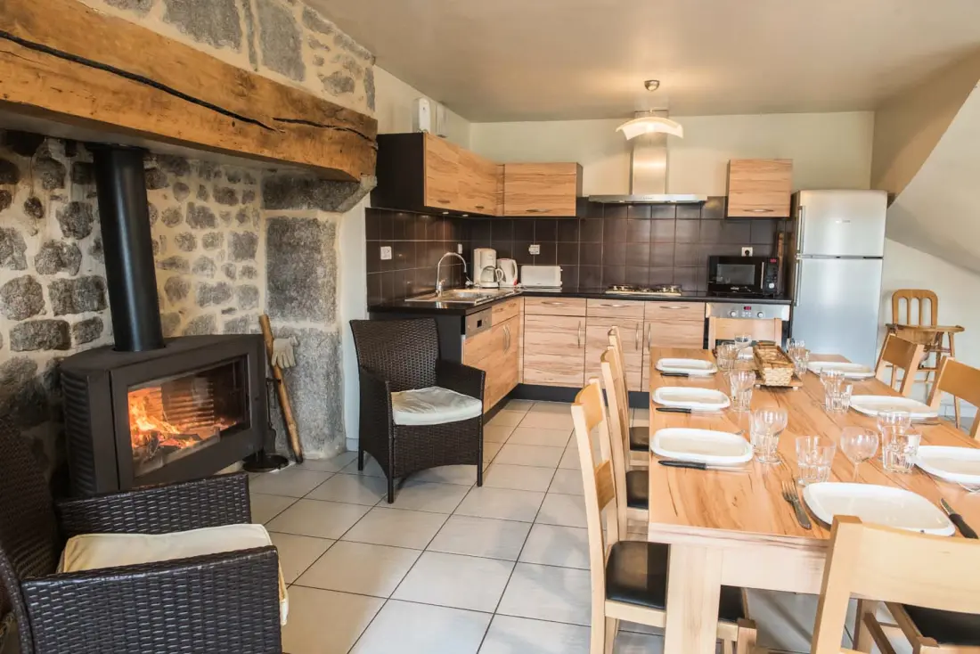 Gîte de France Gîtes de france 3 épis 8 personnes à malbouzon 3 épis