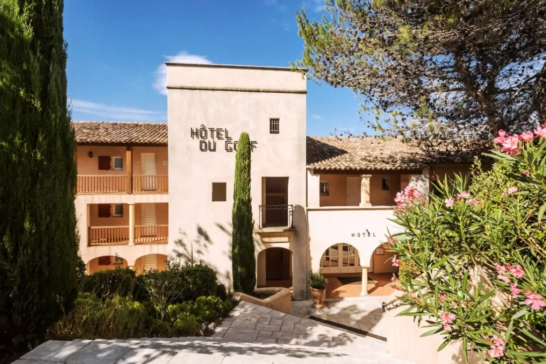 Résidence Hôtel du Golf de Pont Royal - maeva Home