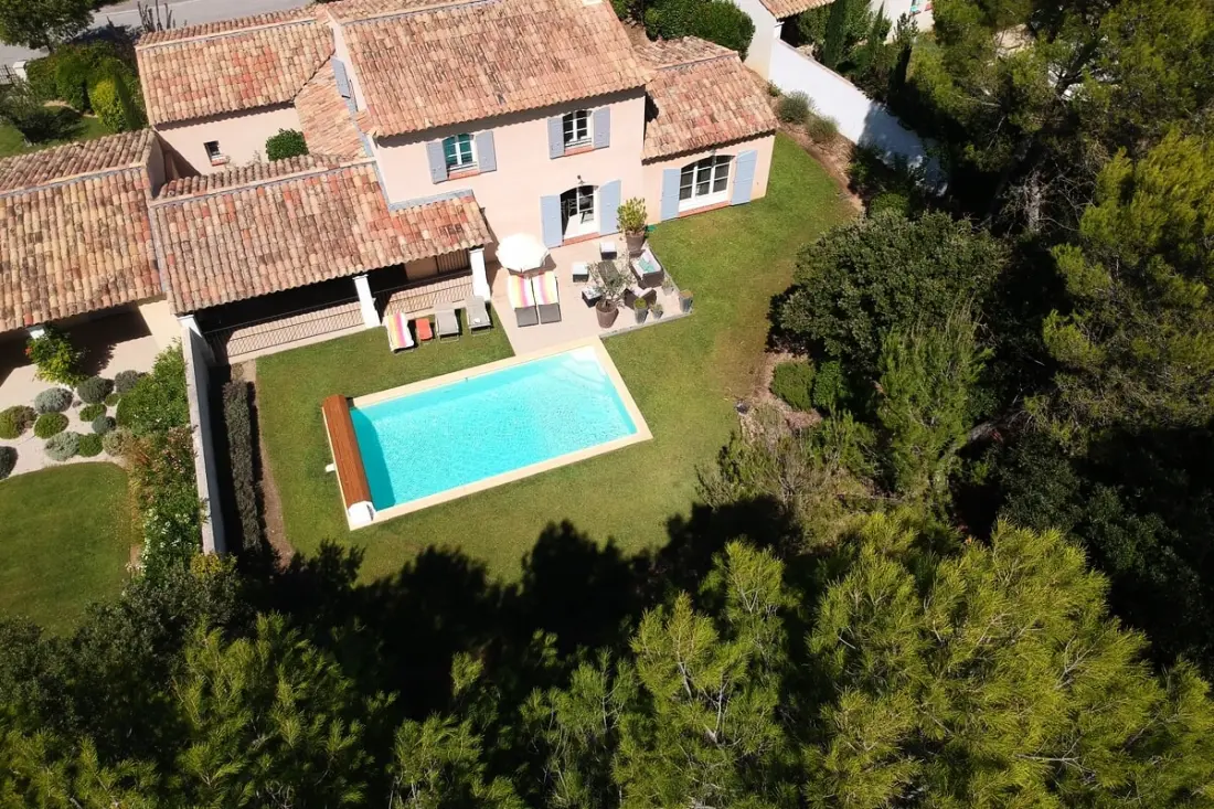 Ma Villa En Provence, Villa De Standing Et Piscine, Domaine De Pont-royal