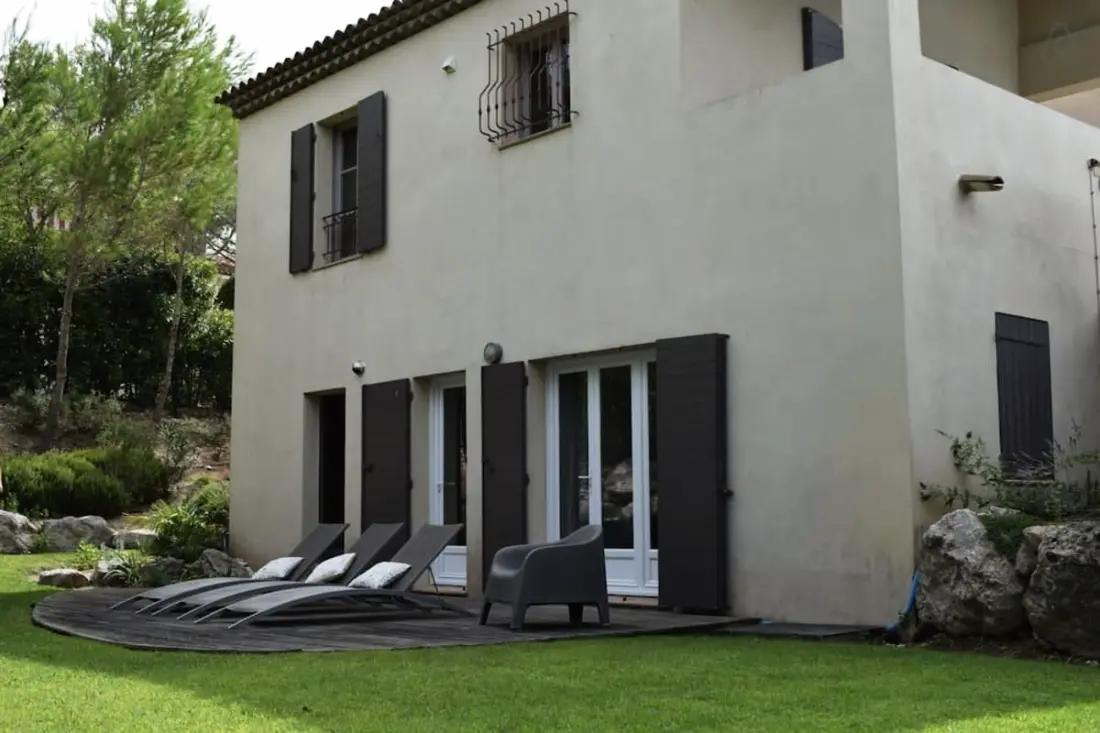 Maison Marie : Élégance Provençale Sur Le Golf De Pont Royal