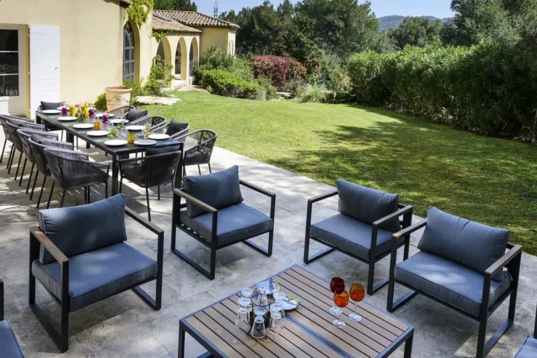 Villa Clara Le Luxe Au  Le Golf De Pont Royal !