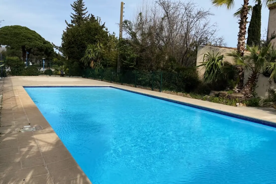 Appartement Charmant - 7 Min De La Plage