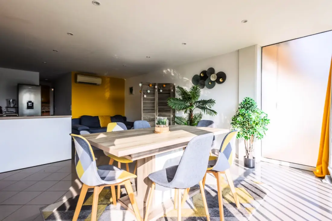 Appartement Charmant - 7 Min De La Plage