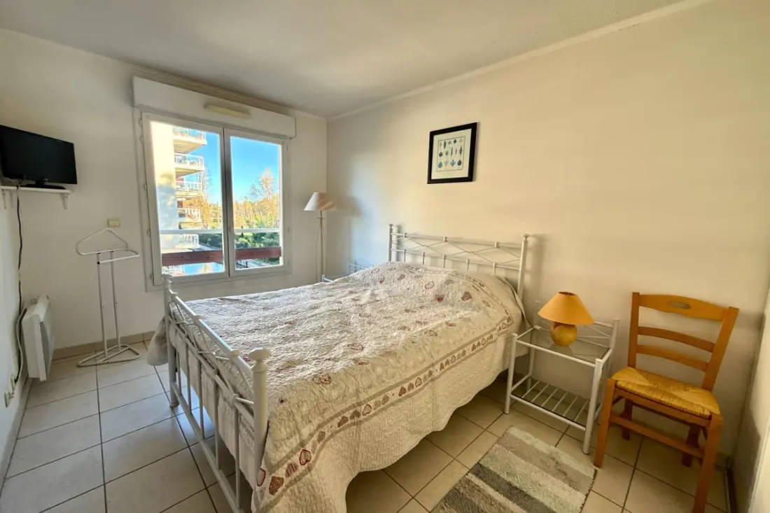 Appartement Lumineux à Mandelieu, Proche De La Mer