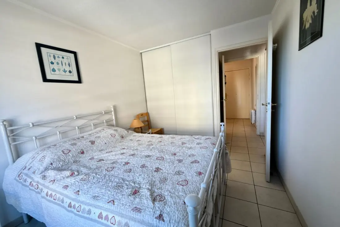 Appartement Lumineux à Mandelieu, Proche De La Mer