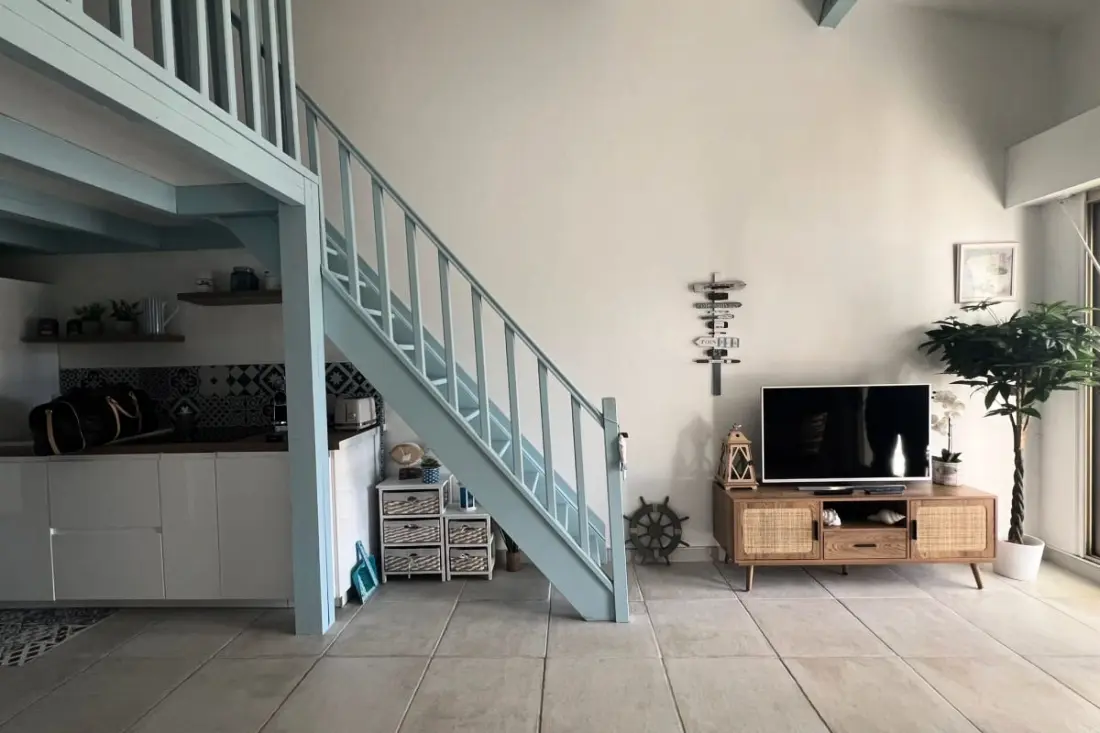 Appartement Lumineux Avec Piscine à Mandelieu